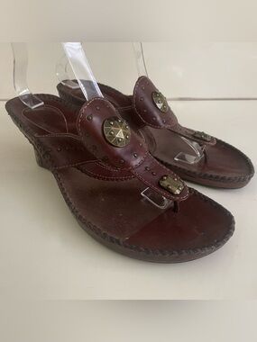 Clarks Artisan Studded Brown Leather Wedges Sandals Sz 9 M Ren Faire Fairy Boho